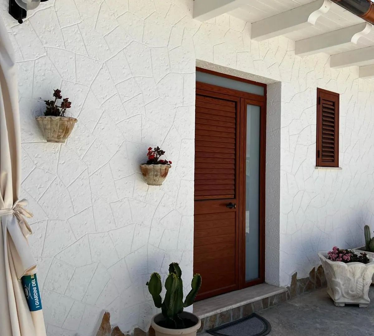 L'Isola Turchese Lampedusa 0*,
